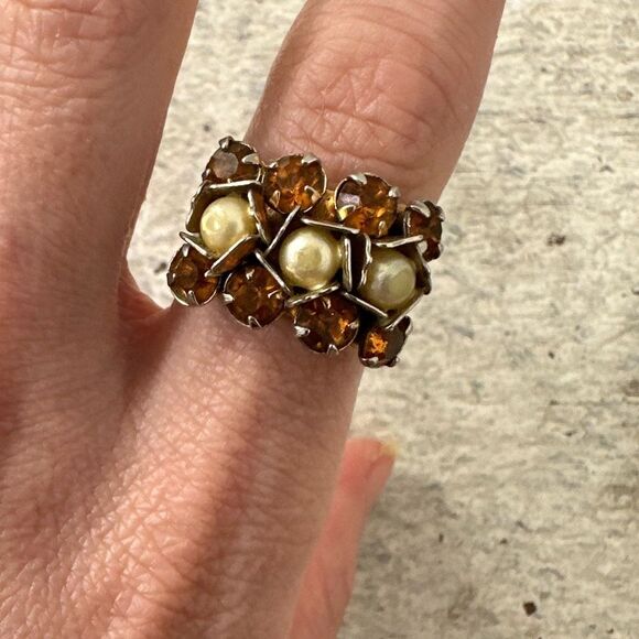 Vintage Elegant Rhinestone Faux Pearl 1950s Adjustable Ring - Picture 1 of 7